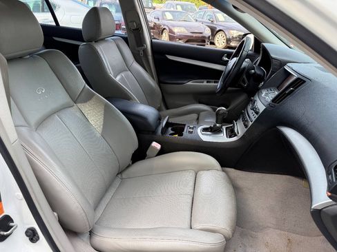 Used 2009 INFINITI G37 Journey w/ Premium Pkg RWD image 8