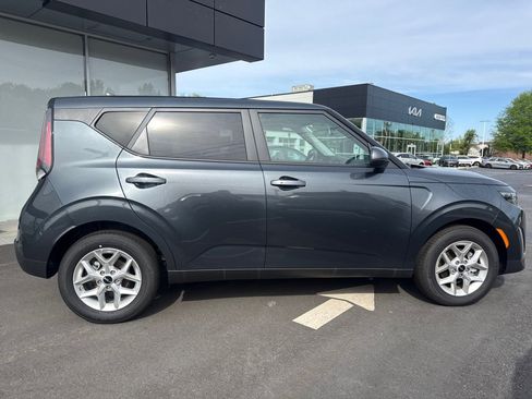 New 2025 Kia Soul S image 7