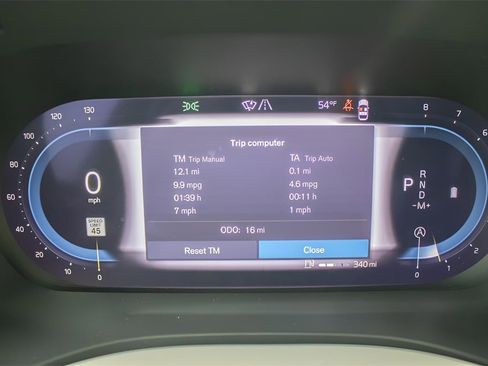 New 2025 Volvo XC60 B5 Ultra w/ Climate Package image 28