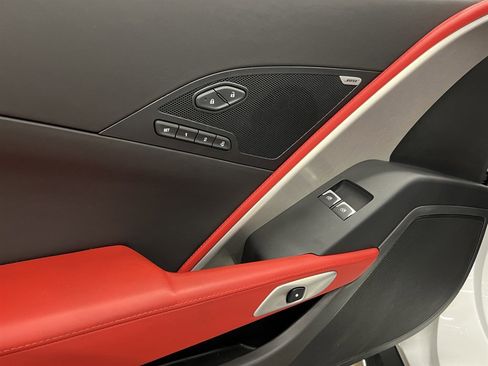 Used 2016 Chevrolet Corvette Z06 w/ 3LZ Preferred Equipment Group image 24