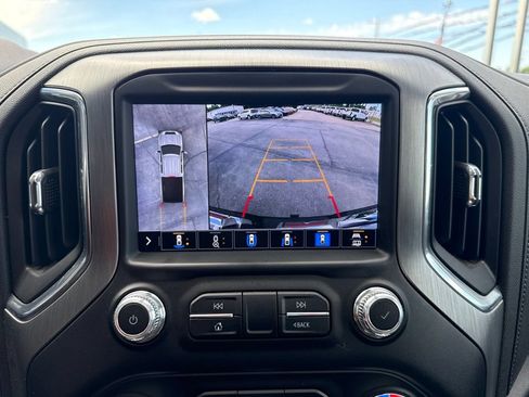 Used 2023 GMC Sierra 3500 Denali w/ Denali Black Diamond Edition AWD/4WD image 18