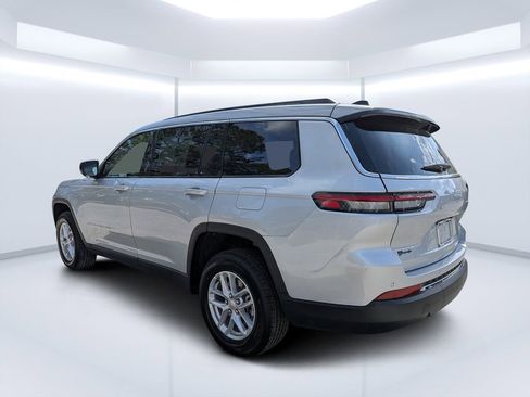 New 2026 Jeep Grand Cherokee L Laredo w/ Trailer Tow Package RWD image 5