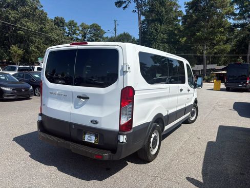 Used 2019 Ford Transit 150 XL RWD image 6