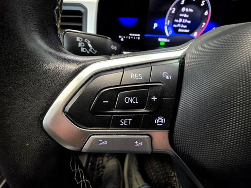 Used 2023 Volkswagen Atlas SE AWD/4WD image 23