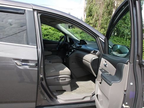 Used 2015 Honda Odyssey EX image 15