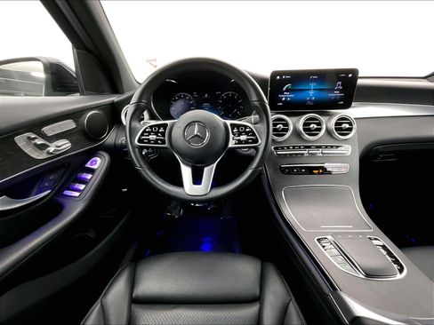 Certified 2022 Mercedes-Benz GLC 300 4MATIC image 4