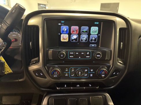 Used 2018 Chevrolet Silverado 1500 LT w/ All Star Edition AWD/4WD image 18