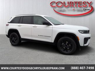 New 2026 Jeep Grand Cherokee Altitude video 1