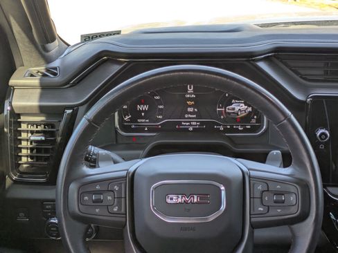 Used 2024 GMC Sierra 1500 AT4X AWD/4WD image 22