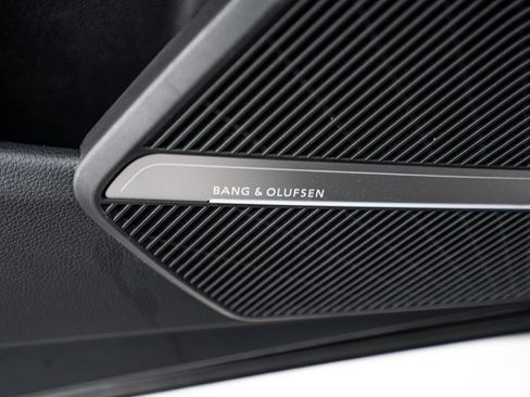 Certified 2023 Audi Q5 2.0T Premium Plus w/ Premium Plus Package image 16