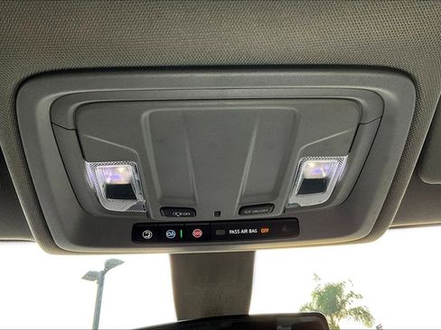 Used 2022 Chevrolet Silverado 2500 LT image 18