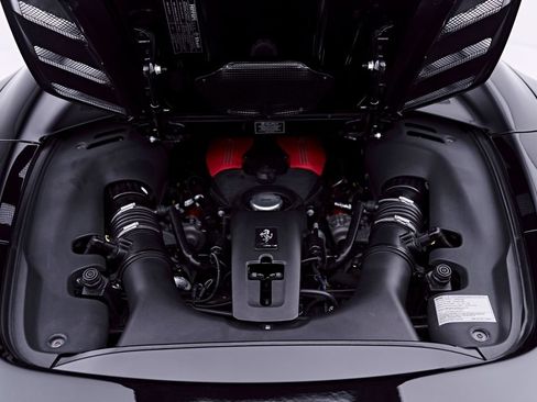 Used 2018 Ferrari 488 Spider RWD image 43