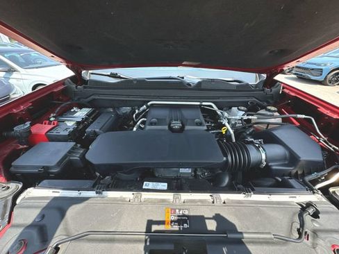 Used 2023 GMC Canyon Denali AWD/4WD image 31