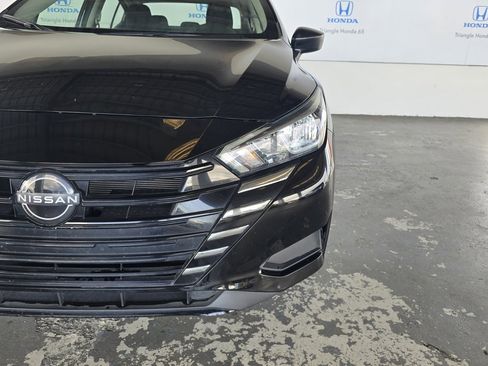 Used 2024 Nissan Versa S image 17