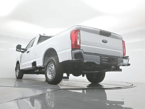 New 2026 Ford F250 XL w/ XL Chrome Package image 45