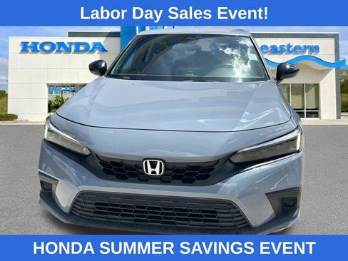 Used 2024 Honda Civic Sport image 2