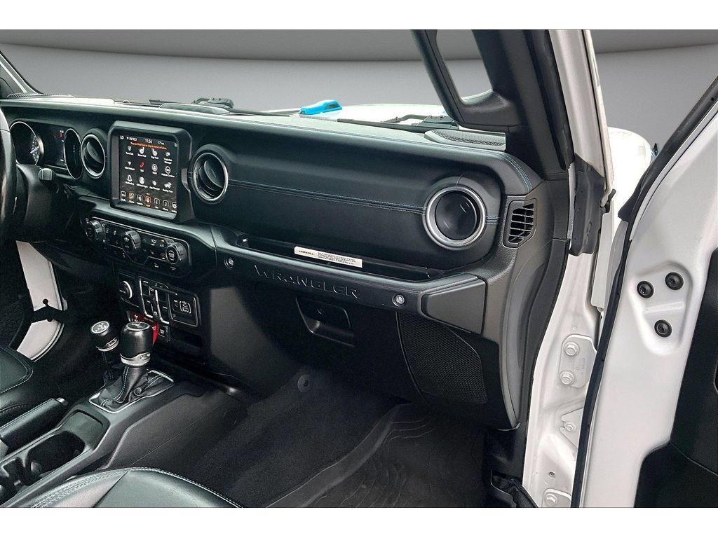 Used 2022 Jeep Wrangler Unlimited Rubicon 4xe w/ Cold Weather Group AWD/4WD image 44