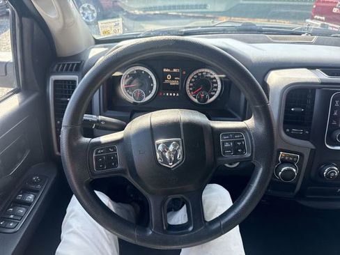 Used 2017 RAM 1500 Express image 14