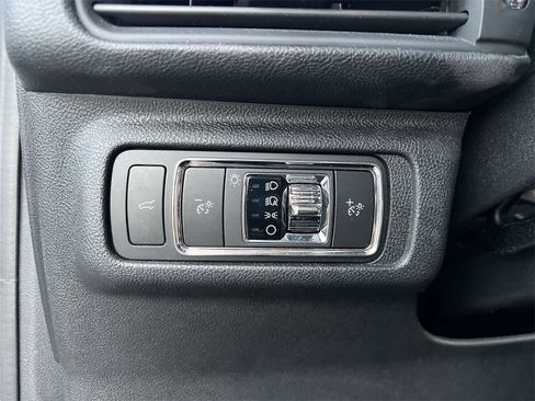 Certified 2022 Lincoln Corsair AWD w/ Premium Package image 15