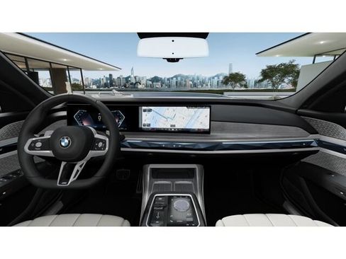 Used 2026 BMW 760i xDrive w/ Executive Package AWD/4WD image 10