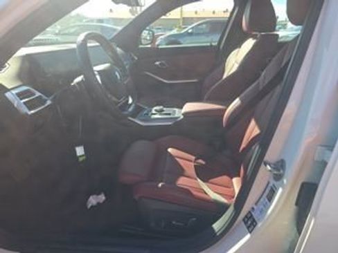 Used 2025 BMW 330i xDrive Sedan image 3