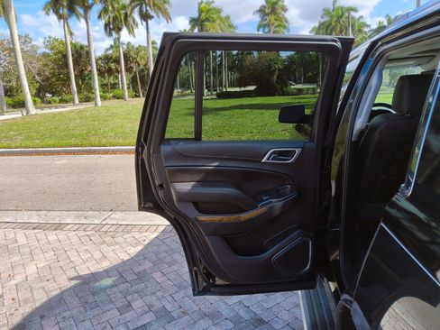 Used 2017 GMC Yukon Denali w/ Open Road Package image 31