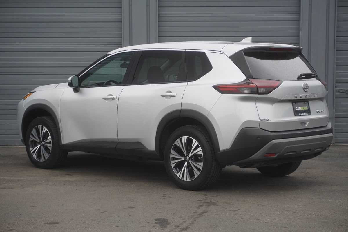 Used 2022 Nissan Rogue SV AWD/4WD image 3