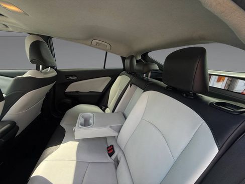 Used 2016 Toyota Prius Four w/ Advanced Technology Package FWD image 29