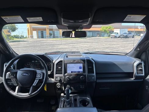 Used 2019 Ford F150 XLT w/ Equipment Group 302A Luxury AWD/4WD image 12