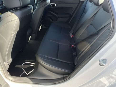 New 2025 Acura Integra image 22