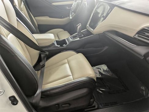 Used 2023 Subaru Outback Limited image 32
