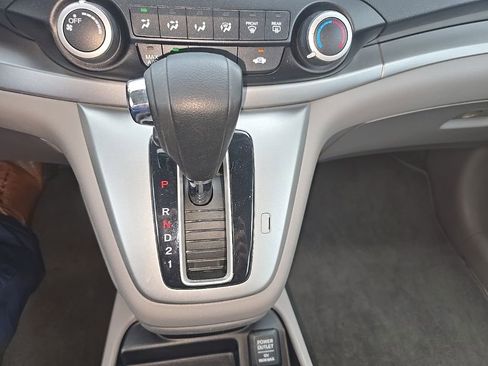 Used 2013 Honda CR-V LX image 9