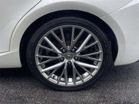 Used 2018 Lexus IS 300 AWD image 9