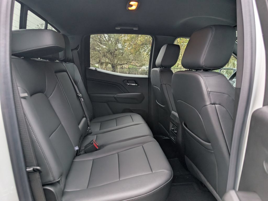 New 2026 Chevrolet Colorado LT w/ LT Convenience Package RWD image 19