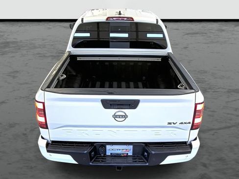 Used 2024 Nissan Frontier SV w/ SV Convenience Package AWD/4WD image 3