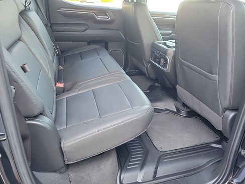 Used 2022 GMC Sierra 1500 SLT w/ SLT Convenience Package image 16