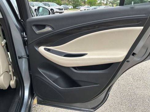 Used 2020 Buick Envision Preferred AWD/4WD image 26