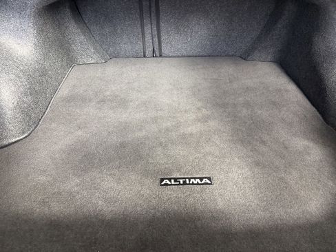 Used 2023 Nissan Altima 2.5 SR image 23