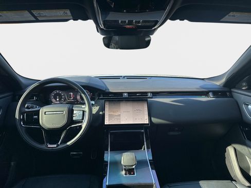 Used 2026 Land Rover Range Rover Velar Dynamic SE AWD/4WD image 9