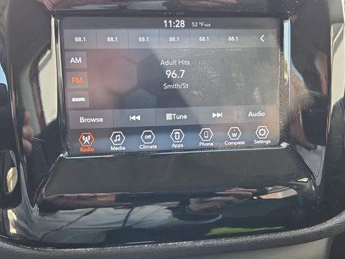 Used 2018 Jeep Compass Latitude w/ Popular Equipment Group AWD/4WD image 18
