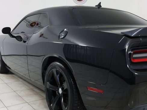 Used 2015 Dodge Challenger R/T Scat Pack RWD image 42