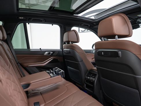 Certified 2024 BMW X5 xDrive40i w/ Premium Package image 23