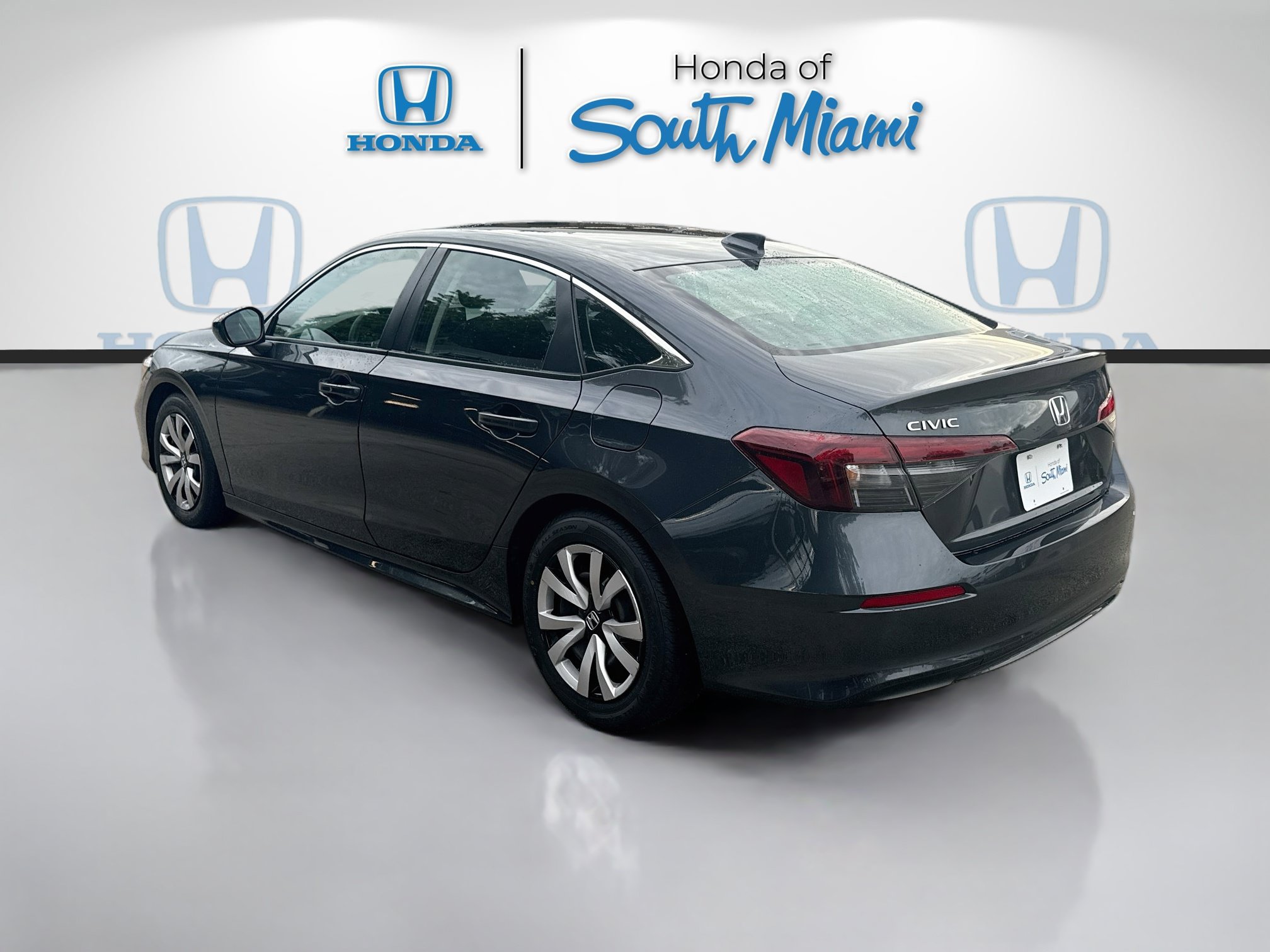 Used 2025 Honda Civic LX image 5