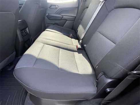 Used 2023 Chevrolet Colorado Trail Boss w/ Technology Package image 12