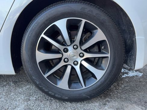 Used 2016 Acura TLX image 10