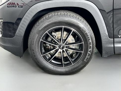 Used 2018 GMC Terrain SLE FWD image 25