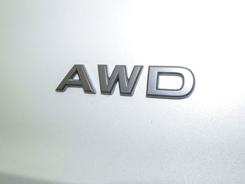 Certified 2025 Nissan Rogue S AWD/4WD image 10