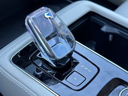 New 2025 Volvo XC90 B6 Ultra image 20