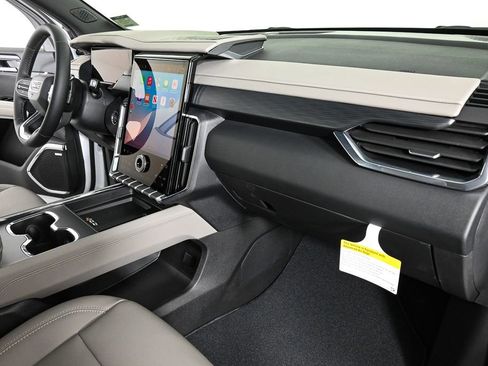 New 2026 GMC Acadia Elevation w/ Elevation Premium Package image 24