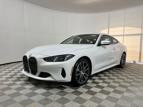 Used 2025 BMW 430i xDrive Coupe w/ Convenience Package AWD/4WD image 3